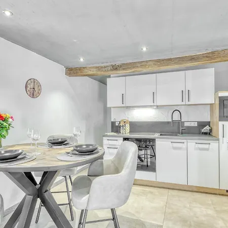 1 Bedroom Lovely In Irrhausen