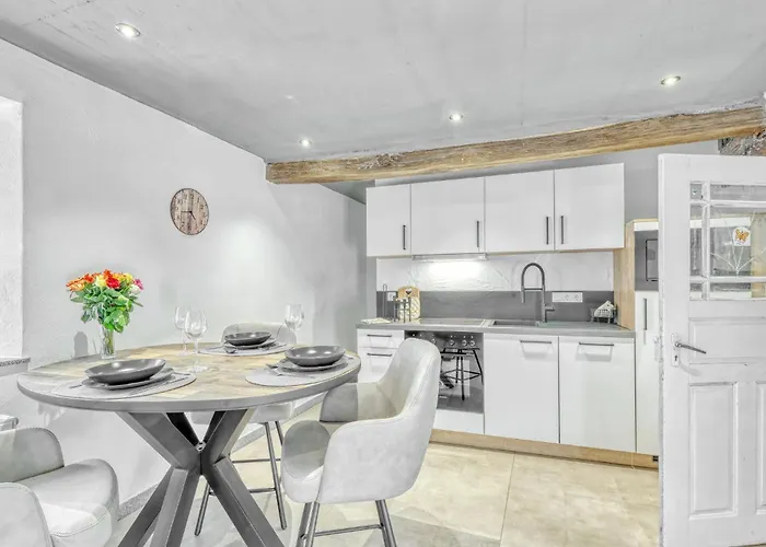 1 Bedroom Lovely In Irrhausen