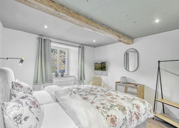 1 Bedroom Lovely In Apartment Irrhausen